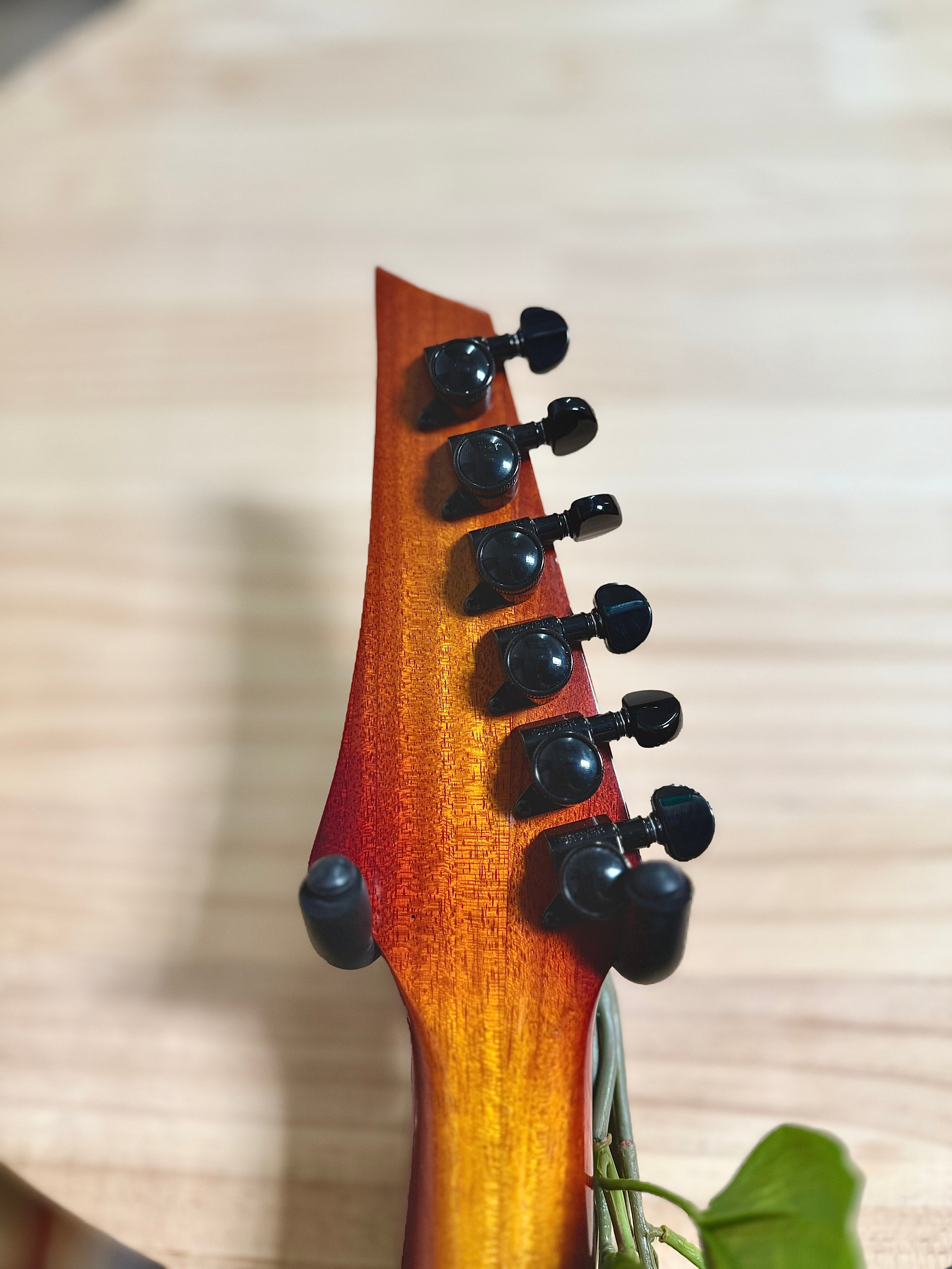 Grant | Carved Top | LP Style | Trans Burst | Made in Australia 🇦🇺 Grant | Carved Top | LP Style | Trans Burst | Made in Australia 🇦🇺